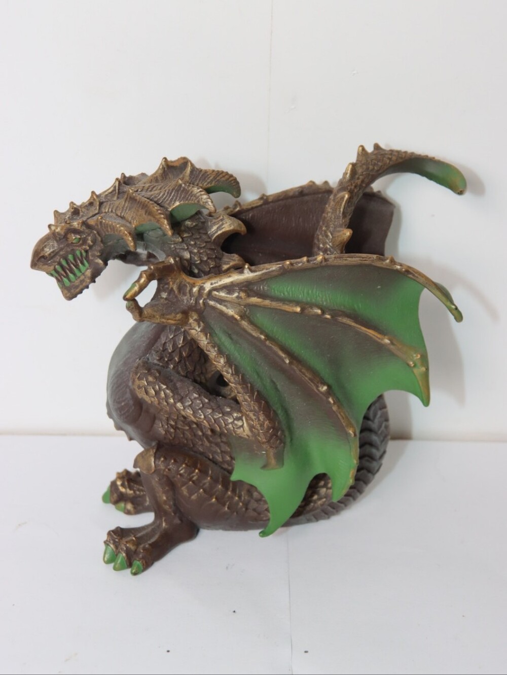 Thorn Dragon 2018 Safari Ltd